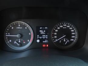 Hyundai Tucson  1.7 CRDi Trikolor 