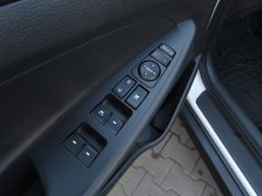 Hyundai Tucson  1.7 CRDi Trikolor 