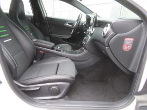 Mercedes-Benz A  A 180d 