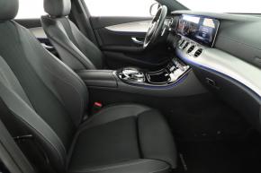 Mercedes-Benz E  E 220 d 4MATIC 