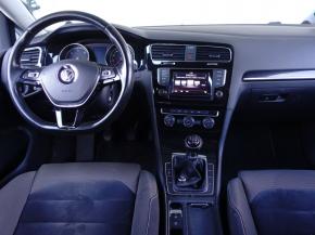 Volkswagen Golf  2.0 TDI 