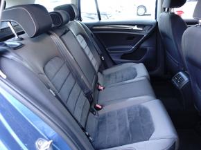 Volkswagen Golf  2.0 TDI 