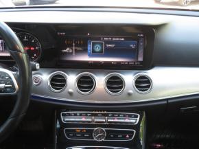 Mercedes-Benz E  E 220 d 4MATIC 