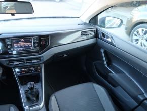 Volkswagen Polo  1.0 TSI Advance 