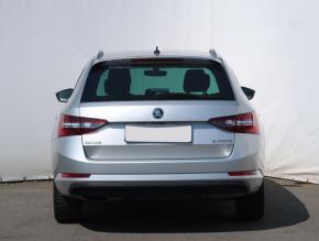Škoda Superb  2.0 TDI Style 