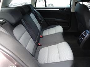 Škoda Superb  2.0 TDI 