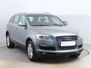 Audi Q7  3.0 TDI 