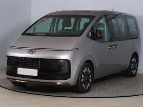 Hyundai Staria  2.2 CRDi 