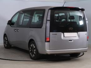 Hyundai Staria  2.2 CRDi 