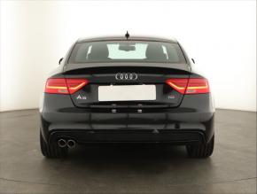 Audi A5  2.0 TDI S-Line 