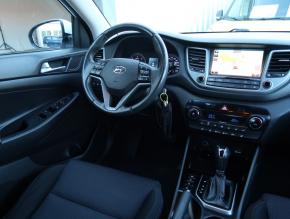 Hyundai Tucson  2.0 CRDi 