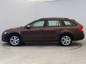 Škoda Octavia  Scout 2.0 TDI . 
