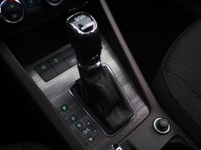 Škoda Octavia  Scout 2.0 TDI . 