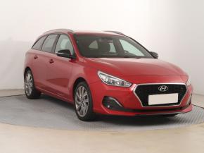 Hyundai i30  1.4 T-GDI 