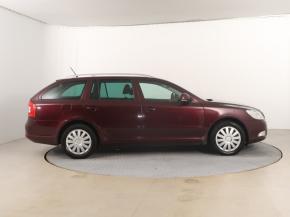 Škoda Octavia  1.4 TSI Elegance 