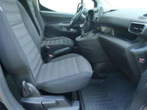 Opel Combo  1.2 Turbo Enjoy 