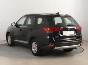 Mitsubishi Outlander  2.0 