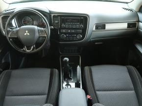 Mitsubishi Outlander  2.0 