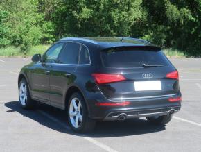 Audi Q5  3.0 TDI S line 