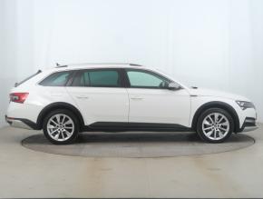 Škoda Superb  2.0 TDI Scout 