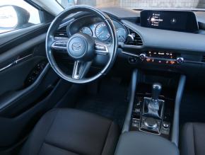 Mazda 3  2.0 Skyactiv-G 