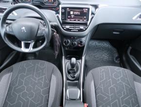 Peugeot 2008  1.2 PureTech 