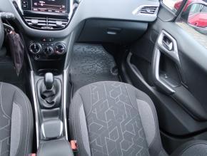 Peugeot 2008  1.2 PureTech 