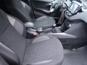 Peugeot 2008  1.2 PureTech 