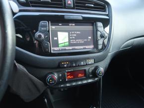 Kia Ceed  1.6 GDI 