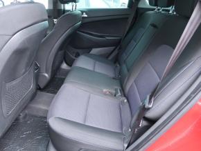 Hyundai Tucson  1.7 CRDi Trikolor 