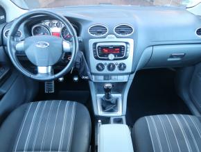 Ford Focus  1.6 16V 