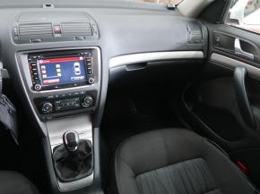 Škoda Octavia  2.0 TDI Elegance 