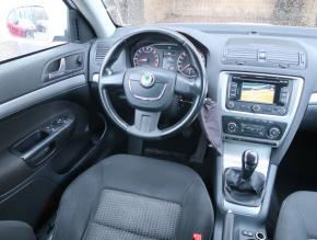 Škoda Octavia  1.6 TDI Elegance 
