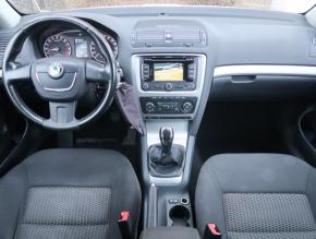 Škoda Octavia  1.6 TDI Elegance 