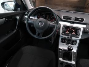 Volkswagen Passat  1.6 TDI Trendline 