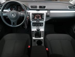 Volkswagen Passat  1.6 TDI Trendline 