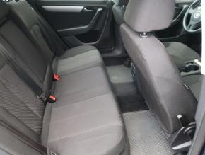 Volkswagen Passat  1.6 TDI Trendline 