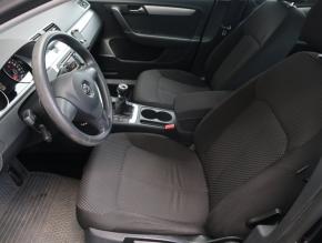 Volkswagen Passat  1.6 TDI Trendline 
