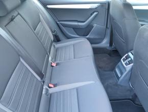 Škoda Octavia  1.6 TDI Ambition Plus 