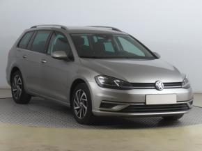 Volkswagen Golf  1.5 TSI 