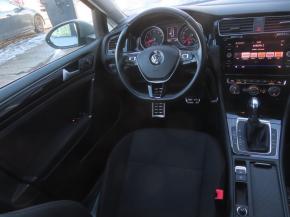 Volkswagen Golf  1.5 TSI 