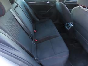 Volkswagen Golf  1.5 TSI 