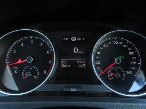 Volkswagen Golf  1.5 TSI 