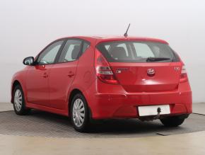 Hyundai i30  1.4 CVVT 
