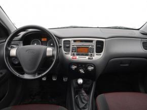 Kia Rio  1.4 16V 