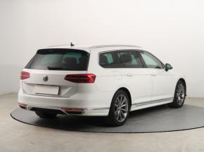 Volkswagen Passat  2.0 TDI R-Line 