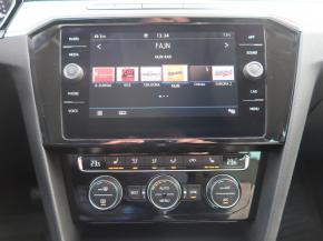 Volkswagen Passat  2.0 TDI R-Line 