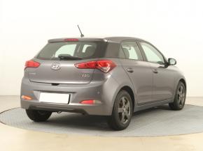 Hyundai  1.2 