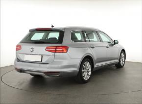 Volkswagen Passat  1.6 TDI 