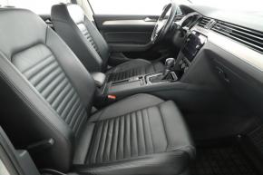 Volkswagen Passat  1.6 TDI 